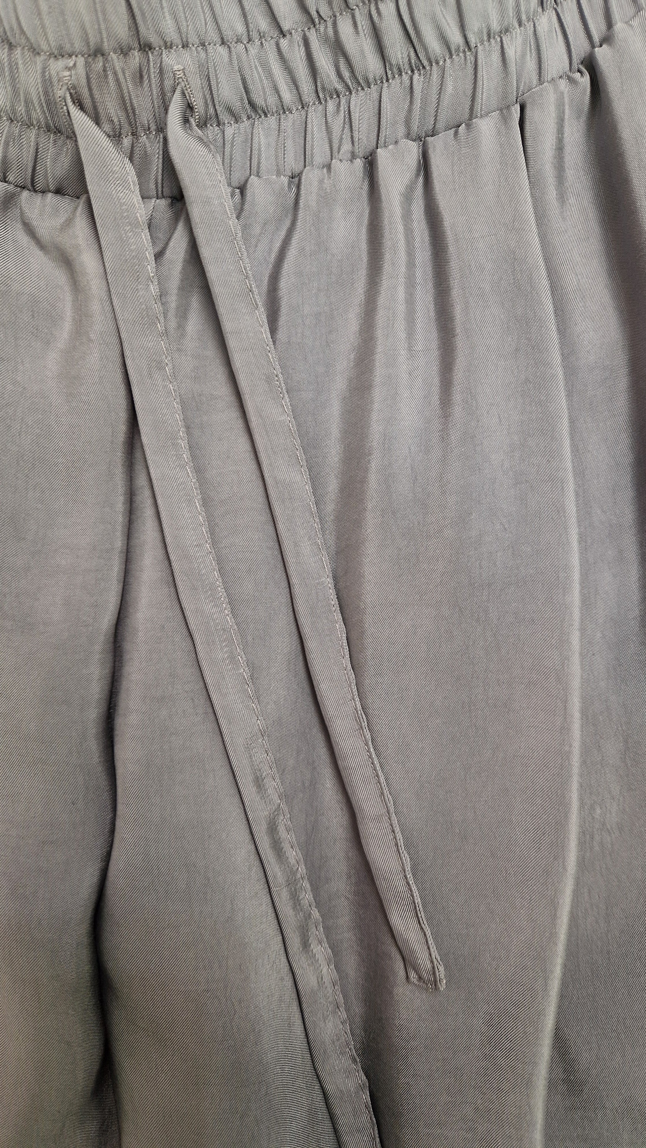 Men's cupro trousers MPA020 W121.