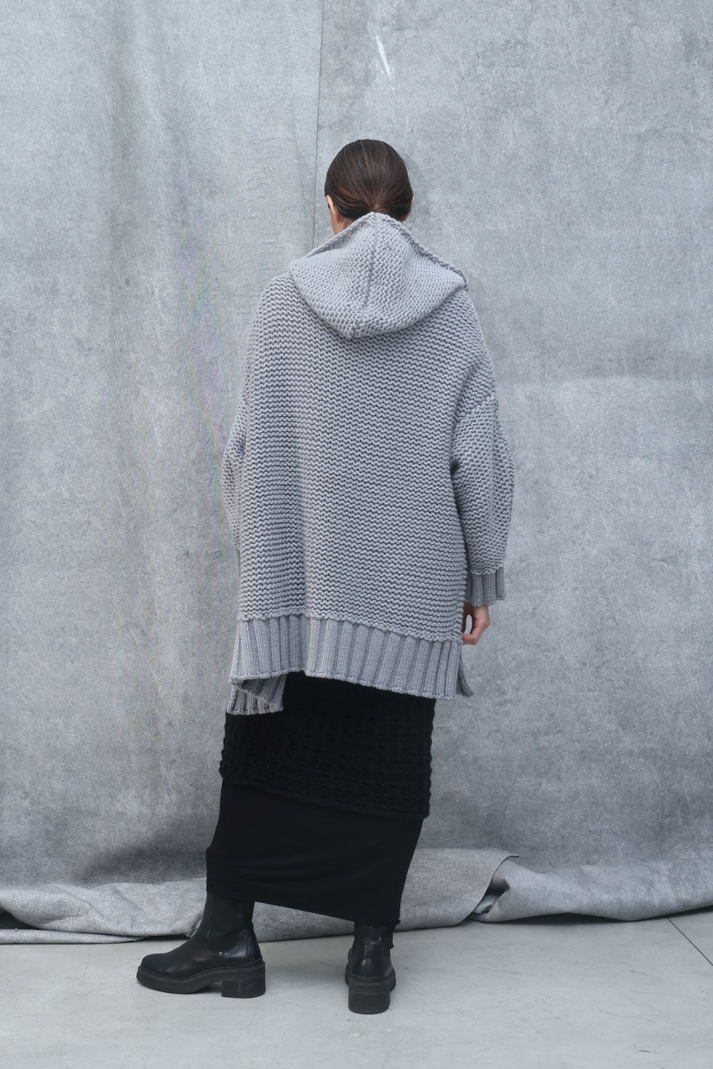 Maxi cardigan in maglia di lana con cappuccio LKN035