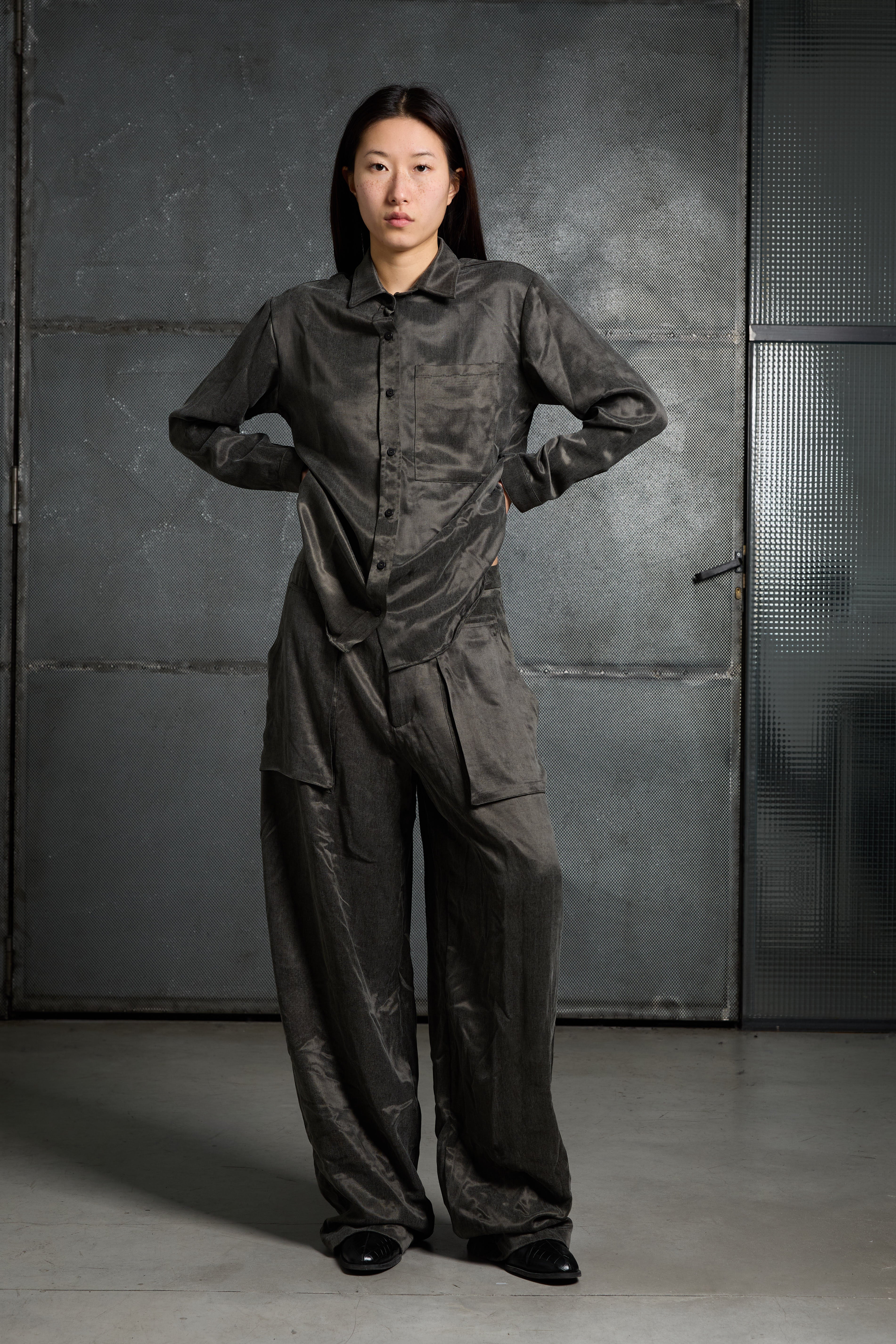 Women's long-sleeved viscose-cupro blend shirt LMSL022 W162