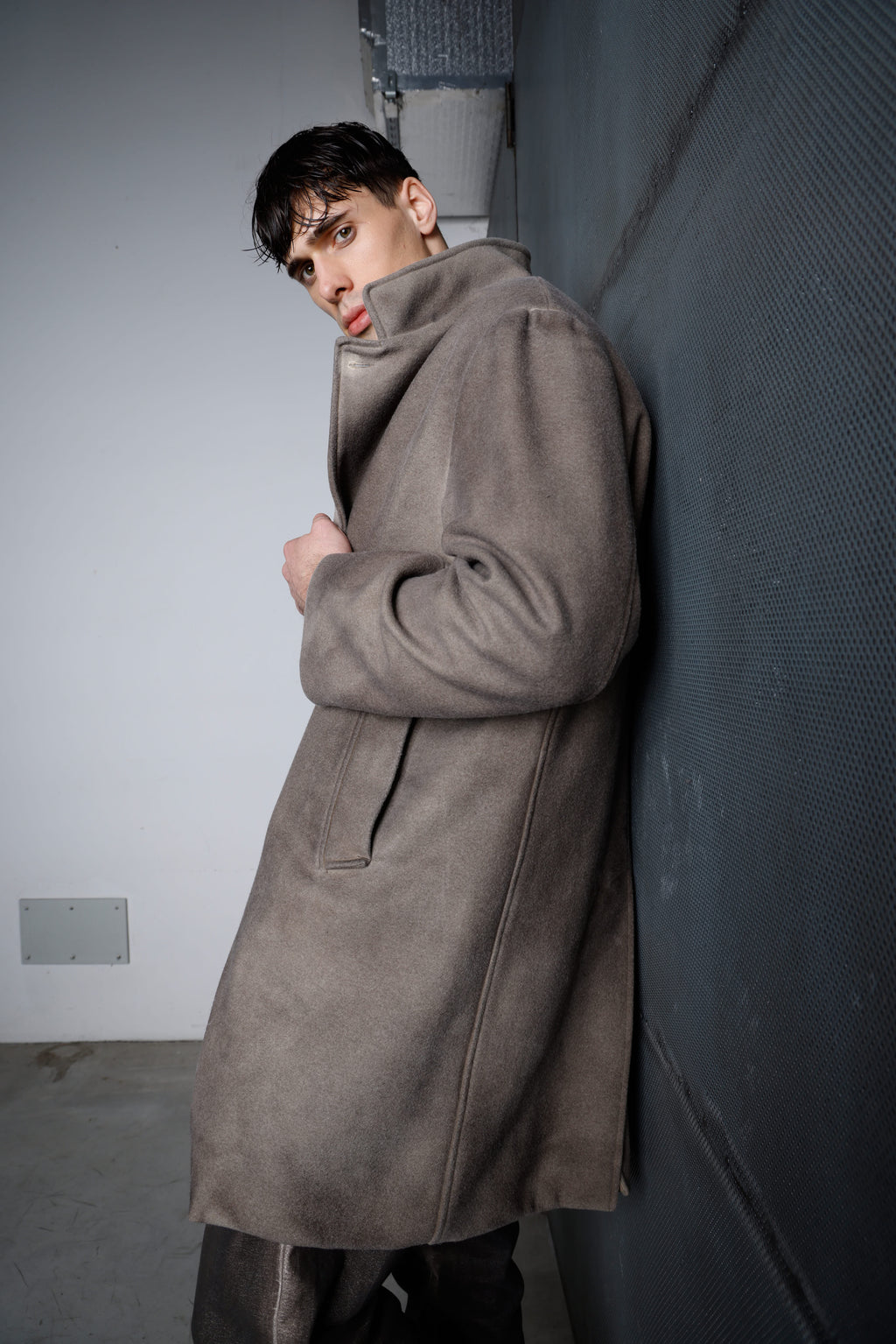 Cappotto uomo tinto in capo MCO003