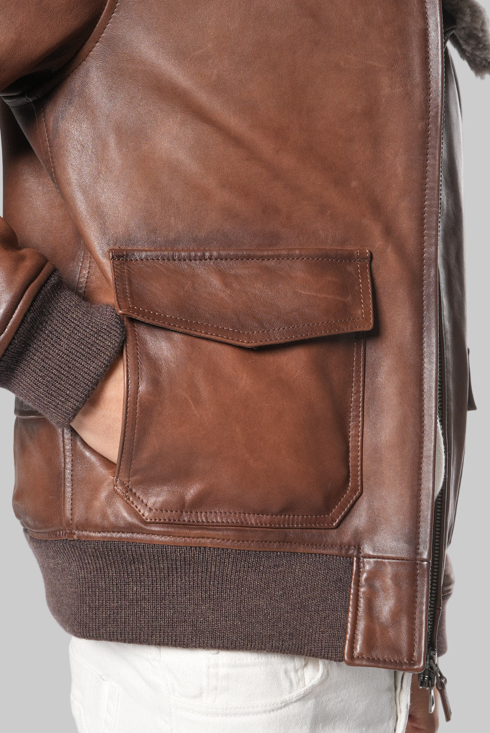 Giacca in vera pelle con collo in montone MJL032