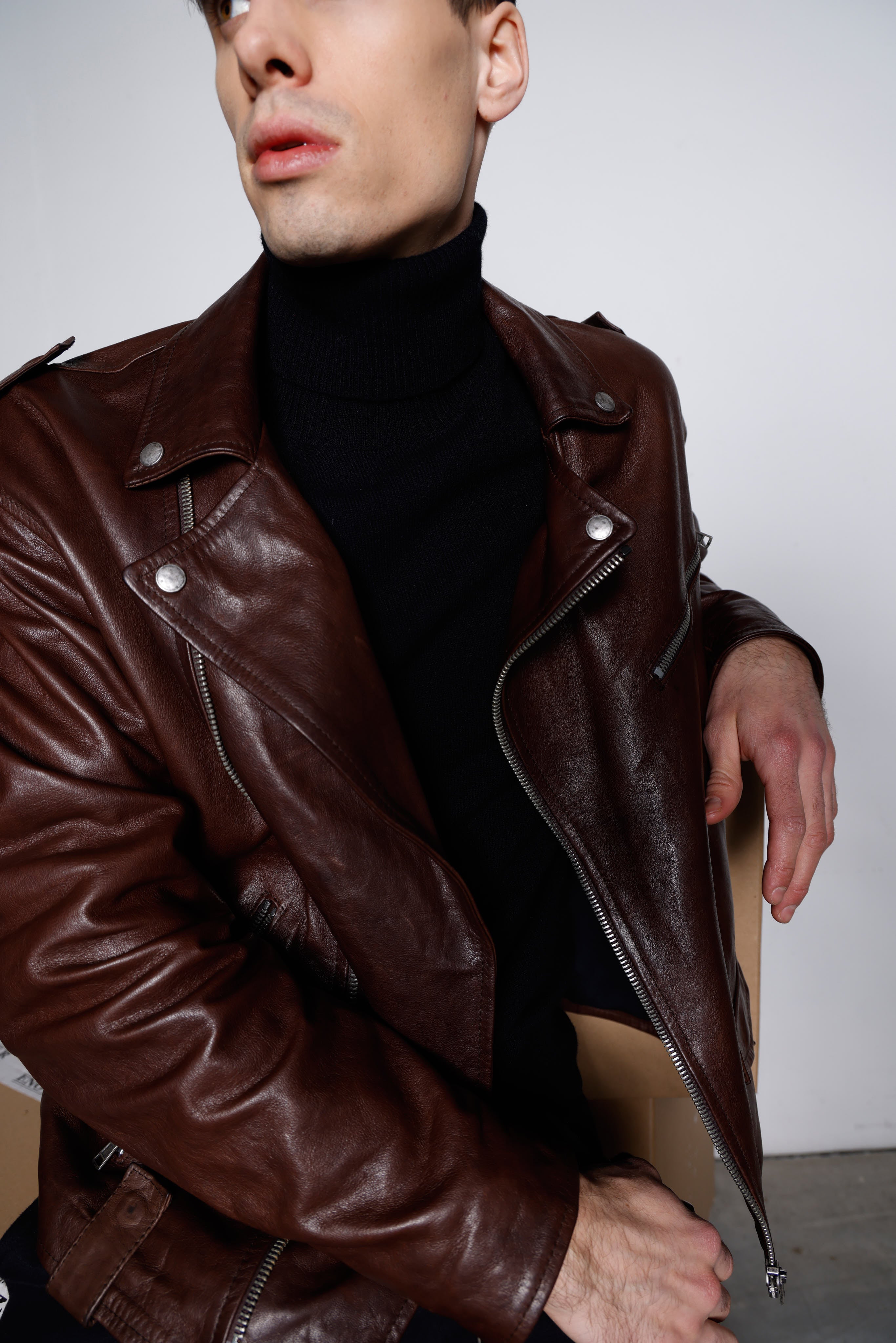 Genuine leather jacket MJL072