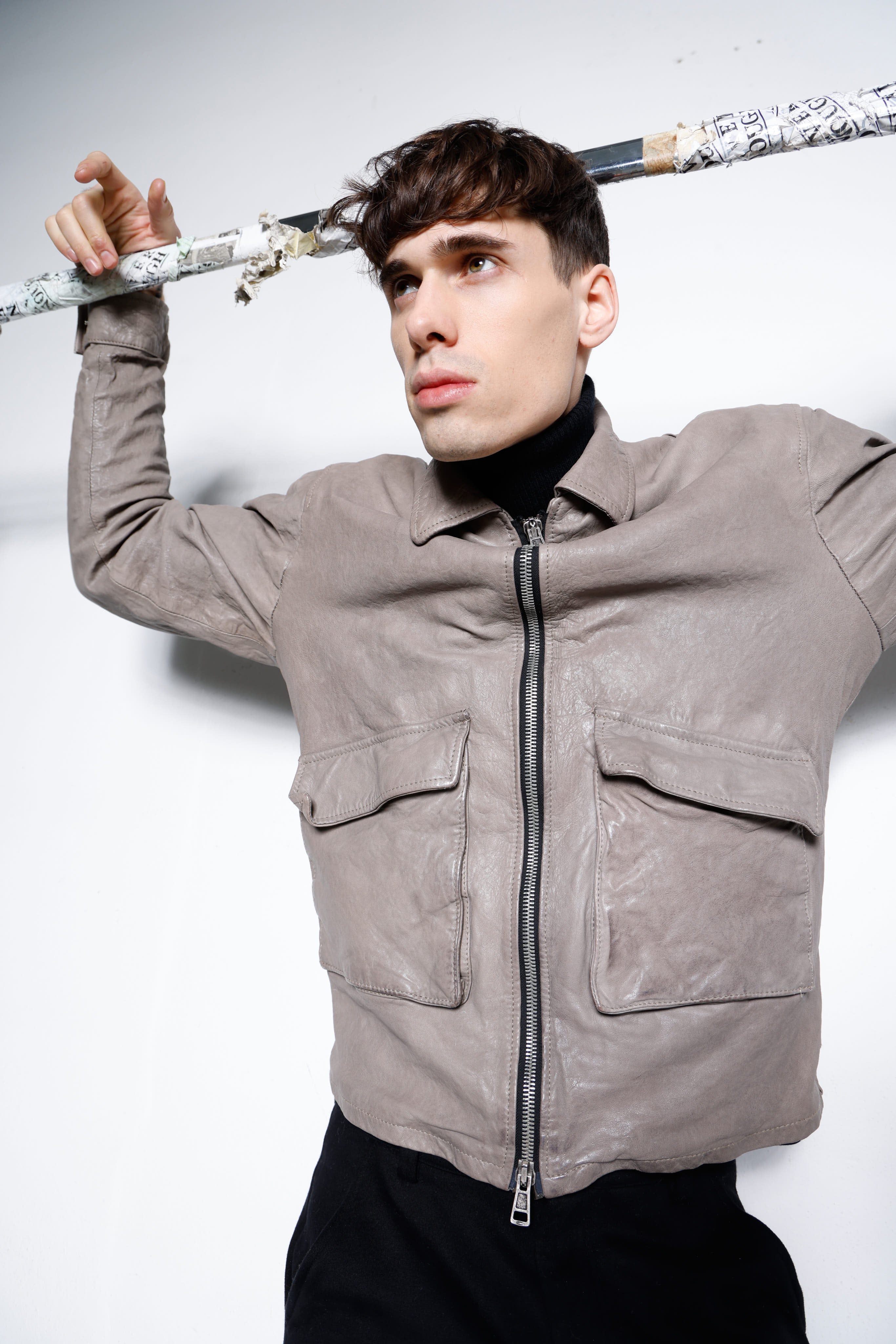 Giacca in vera pelle con tasconi MJL076