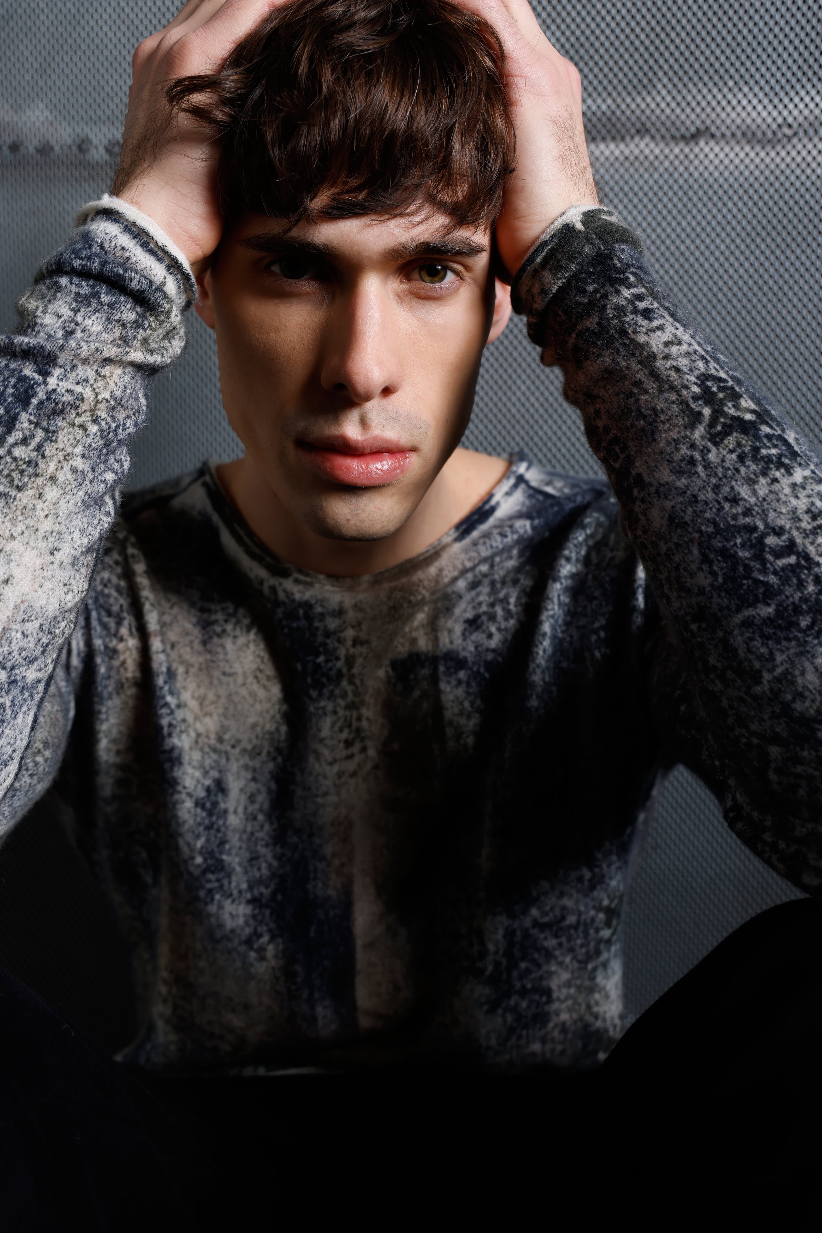 Man cashmere sweater MKN031 SHADED 3
