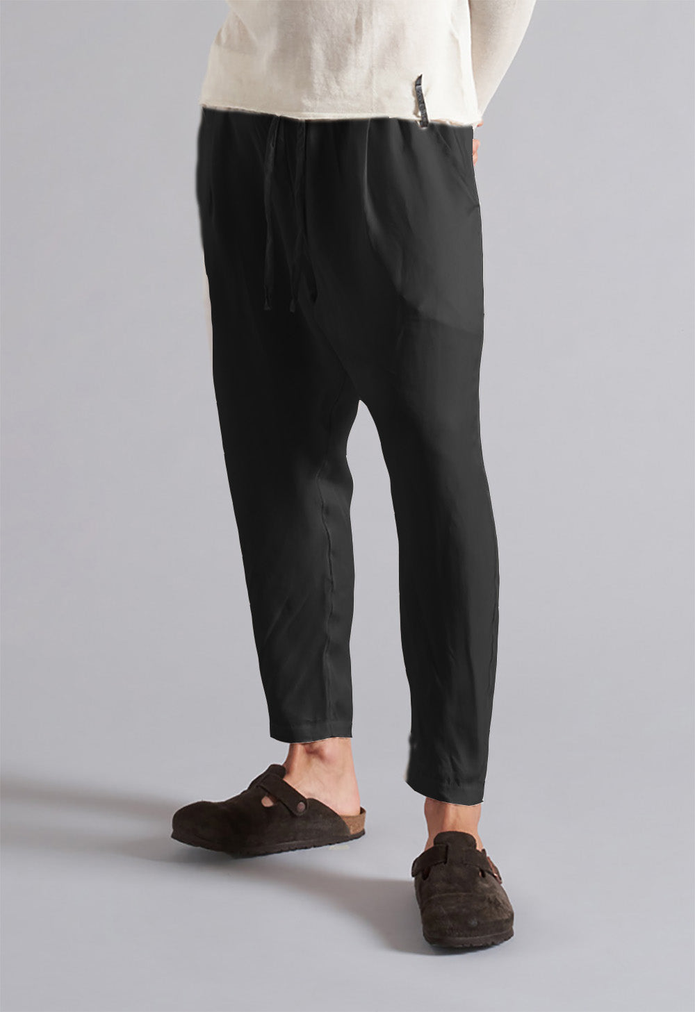 Men's cupro trousers MPA020 W121.
