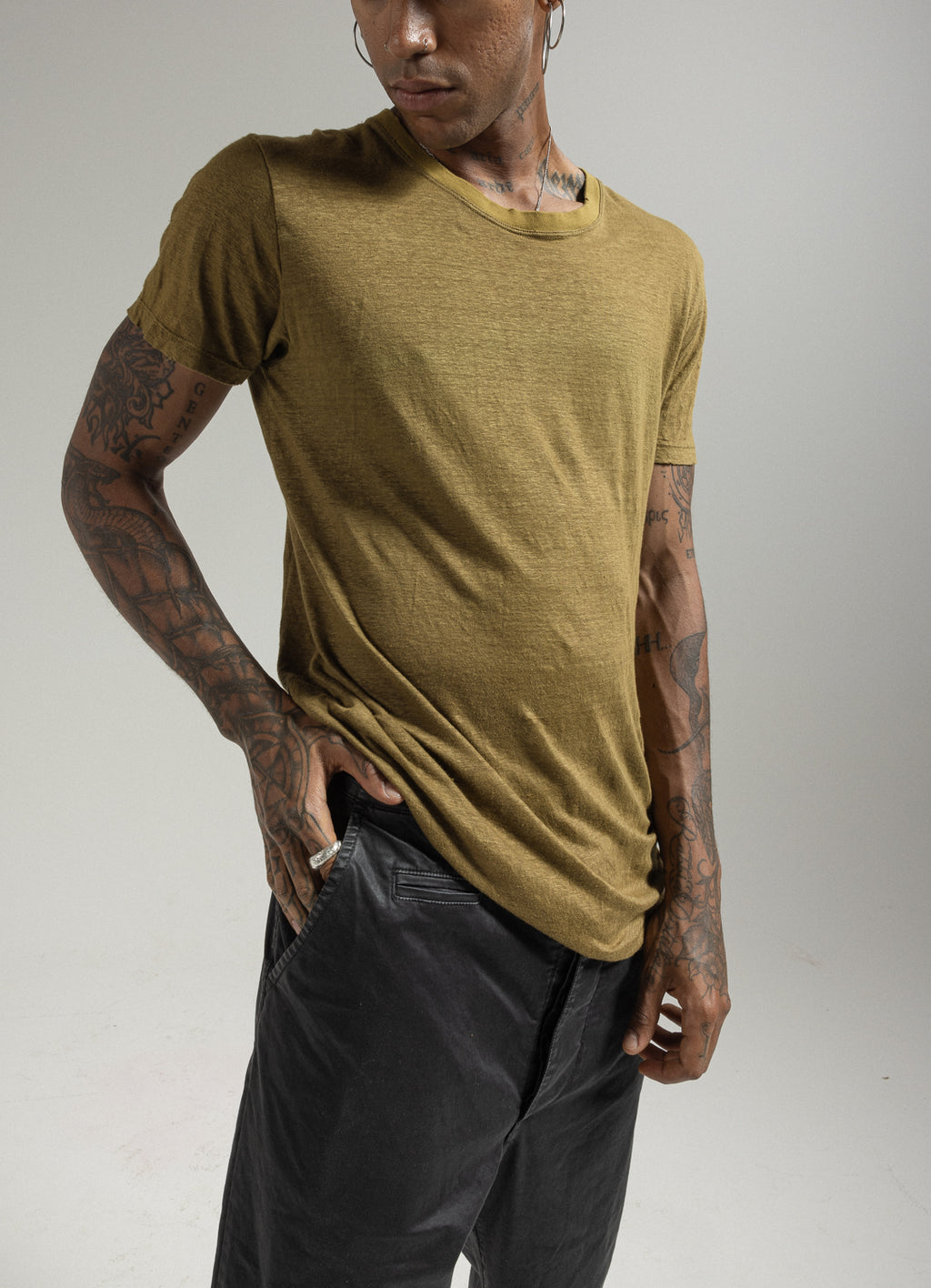 T-SHIRT IN LINO UOMO A MANICHE CORTE MTH068 K346